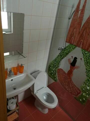 Фото номера Номер с кроватью размера «king-size» и видом на горы Гостевой дом Kam In г. Krivopolʼye 6